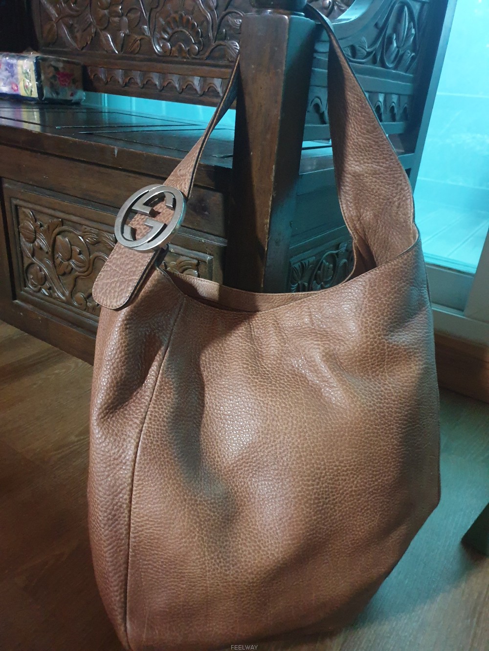 【確実 正規品】Gucci GGロゴマフラー グレー GUCCI GGロゴ マフラー ブラック・グレー発送には4週間かかり
